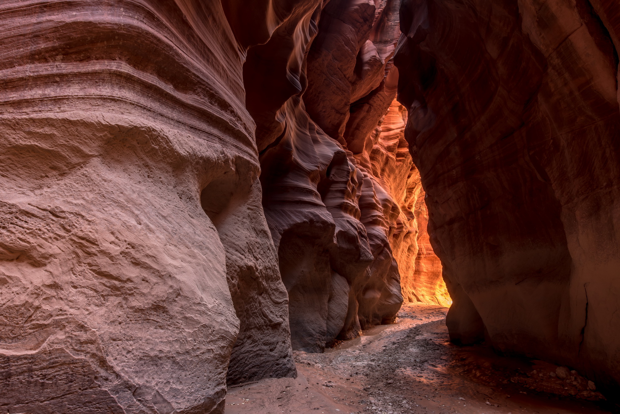 Canyon light in Buckskin gulch